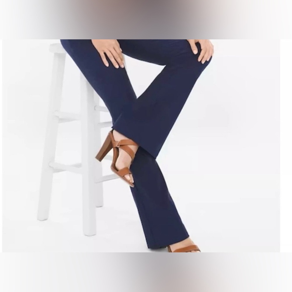 Chicos “So Slimming” bootcut trousers Size 2R (U.S 12R) Midnight Blue